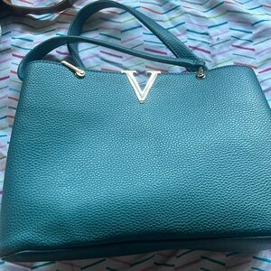 Green purse